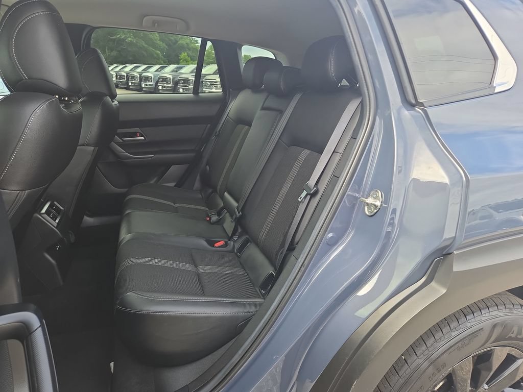 Used 2025 MAZDA CX-50 AWD 2.5 S w/ Preferred Package image 4