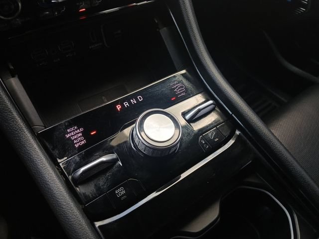 Used 2023 Jeep Grand Cherokee L Summit w/ Advanced Protech Group IV AWD/4WD image 7