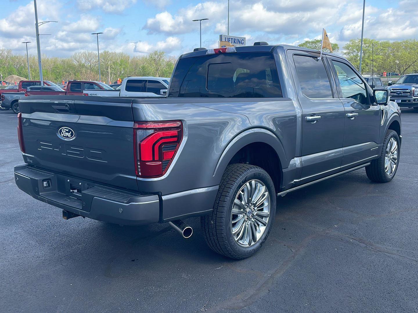 Certified 2024 Ford F150 Platinum w/ Equipment Group 703A Plus AWD/4WD image 7