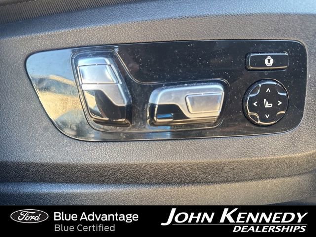 Used 2022 BMW X7 xDrive40i w/ Executive Package image 25