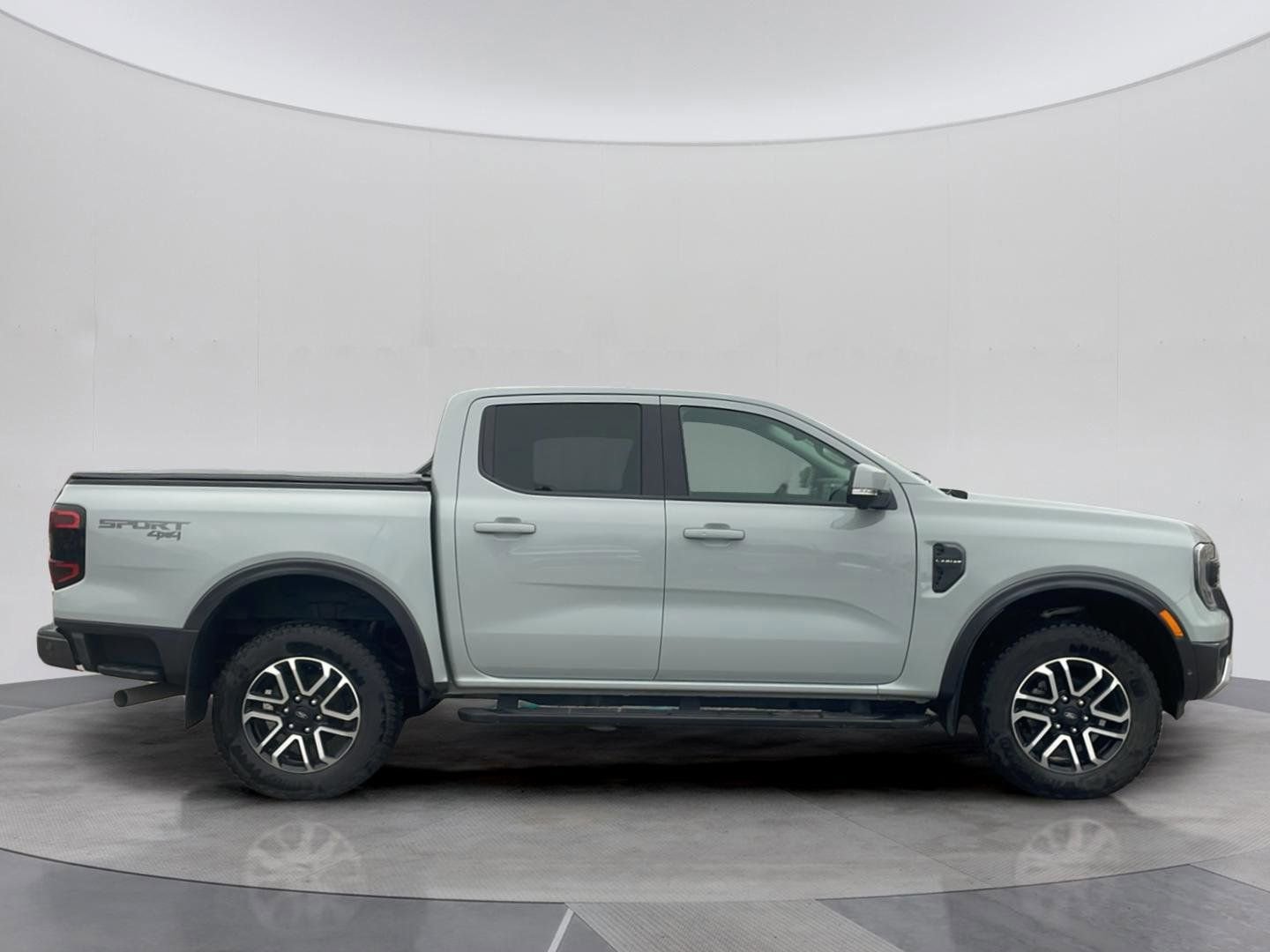 Certified 2024 Ford Ranger Lariat w/ Advanced Towing Package AWD/4WD image 7