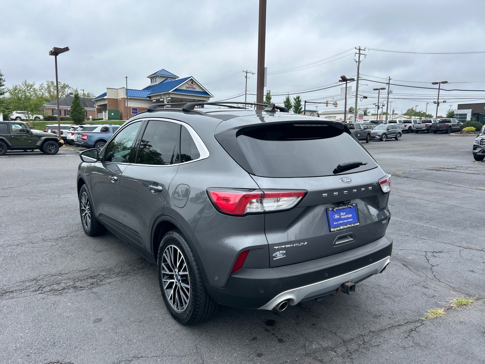 Certified 2021 Ford Escape Titanium w/ Class II Trailer Tow Package FWD image 10