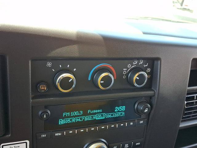 Used 2022 GMC Savana 3500 Extended w/ Power Convenience Package RWD image 14