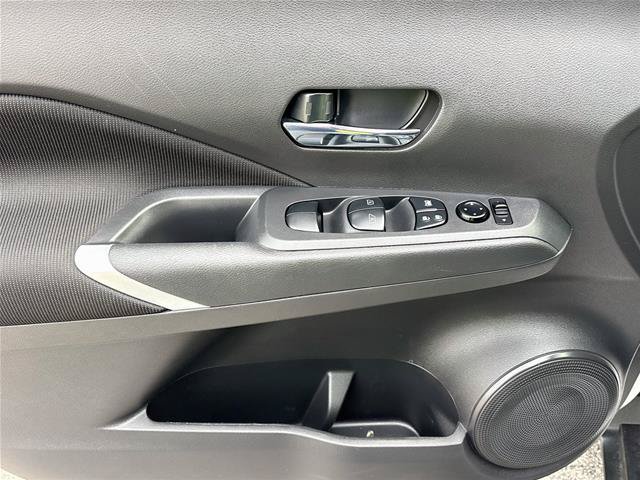 Used 2021 Nissan Kicks SV FWD image 18