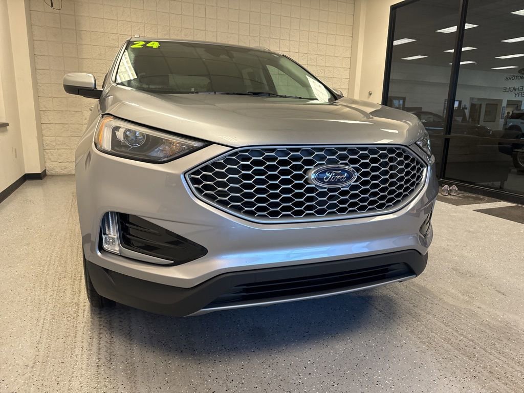 Certified 2024 Ford Edge SEL w/ Convenience Package AWD/4WD image 34