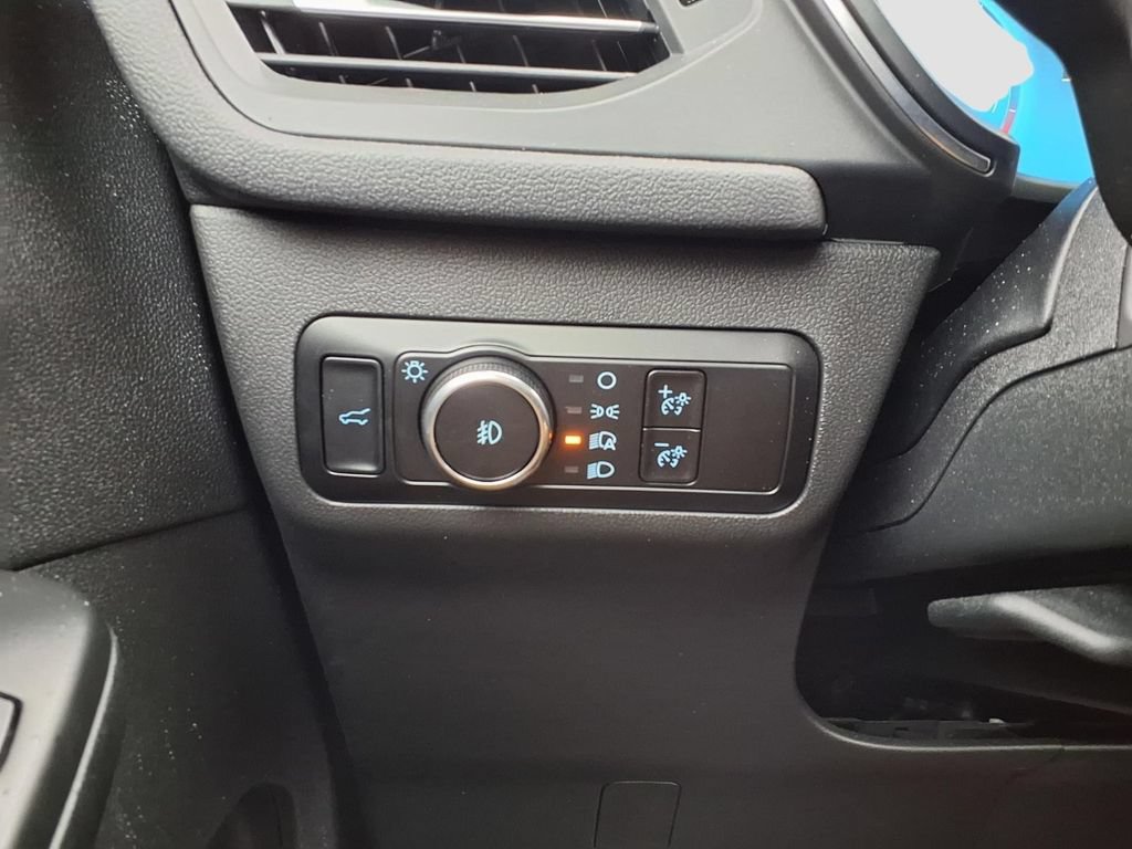 Certified 2025 Ford Escape Platinum w/ Premium Technology Package AWD/4WD image 21