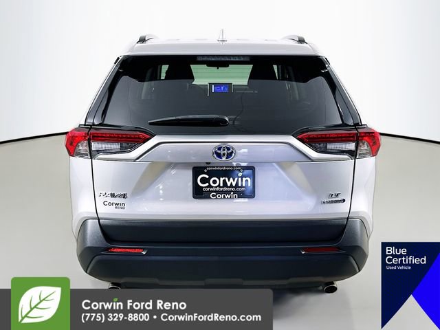 Used 2024 Toyota RAV4 LE AWD/4WD image 9