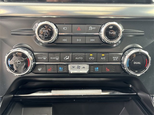 Certified 2025 Ford F150 Lariat w/ Equipment Group 501A Mid image 19