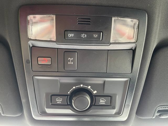 Used 2022 Toyota Tacoma TRD Off-Road w/ Technology Package AWD/4WD image 38