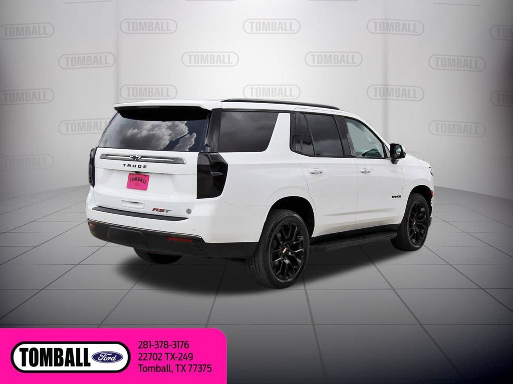 Used 2022 Chevrolet Tahoe RST w/ Luxury Package AWD/4WD image 7