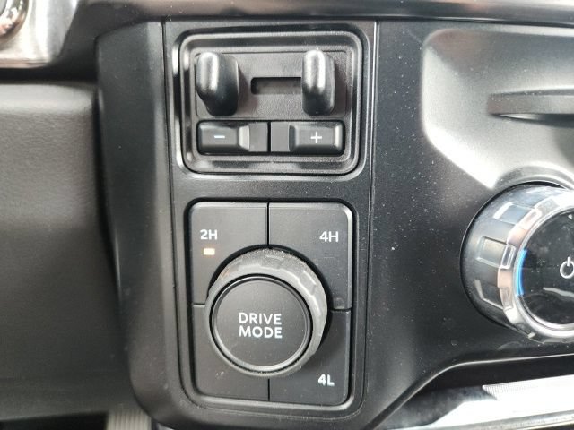 Certified 2024 Ford F350 Lariat w/ Chrome Package AWD/4WD image 31