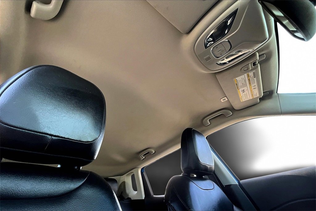 Used 2019 Jeep Compass Limited image 22