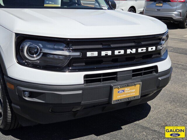 Certified 2023 Ford Bronco Sport Outer Banks AWD/4WD image 2