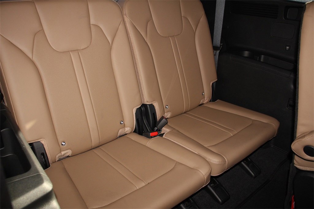 Used 2024 Kia Sorento SX Prestige w/ Olive Brown Leather Package image 28