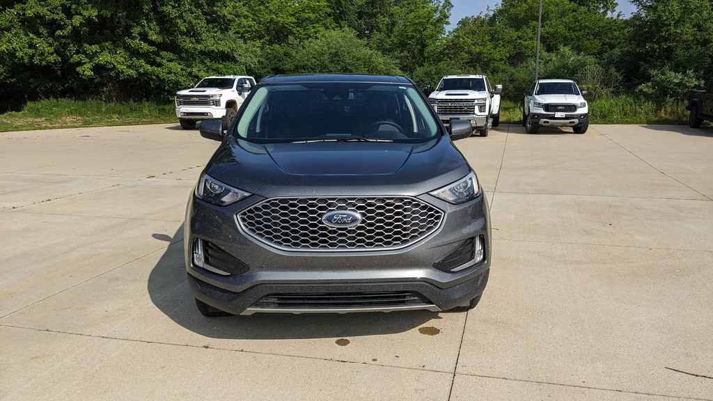 Certified 2024 Ford Edge SEL w/ Convenience Package AWD/4WD image 8