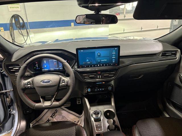 Certified 2024 Ford Escape ST-Line w/ Tech Pack #1 AWD/4WD image 15