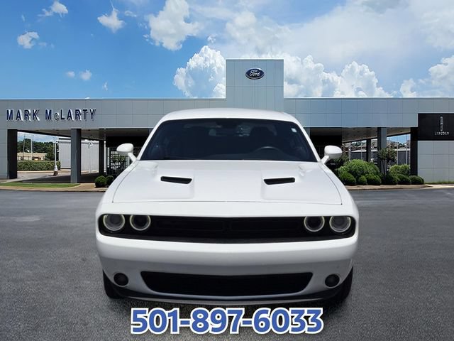 Used 2019 Dodge Challenger SXT w/ Blacktop Package RWD image 8