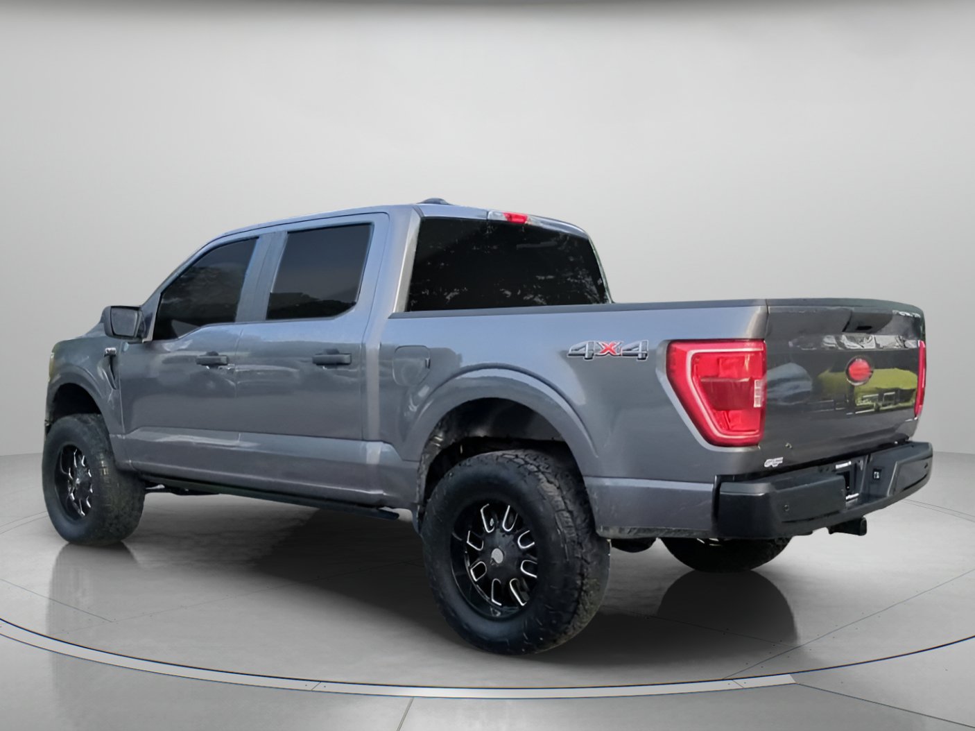 Certified 2023 Ford F150 XLT w/ Bed Utility Package AWD/4WD image 20