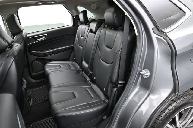 Certified 2022 Ford Edge Titanium AWD/4WD image 29
