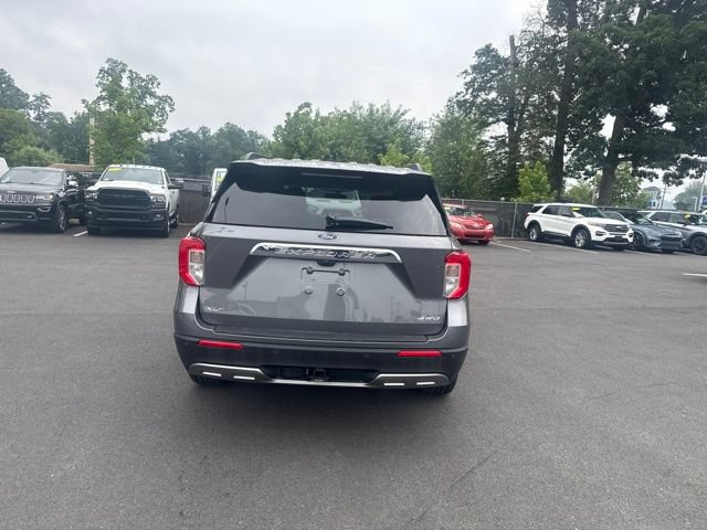 Certified 2023 Ford Explorer XLT w/ Equipment Group 202A AWD/4WD image 6