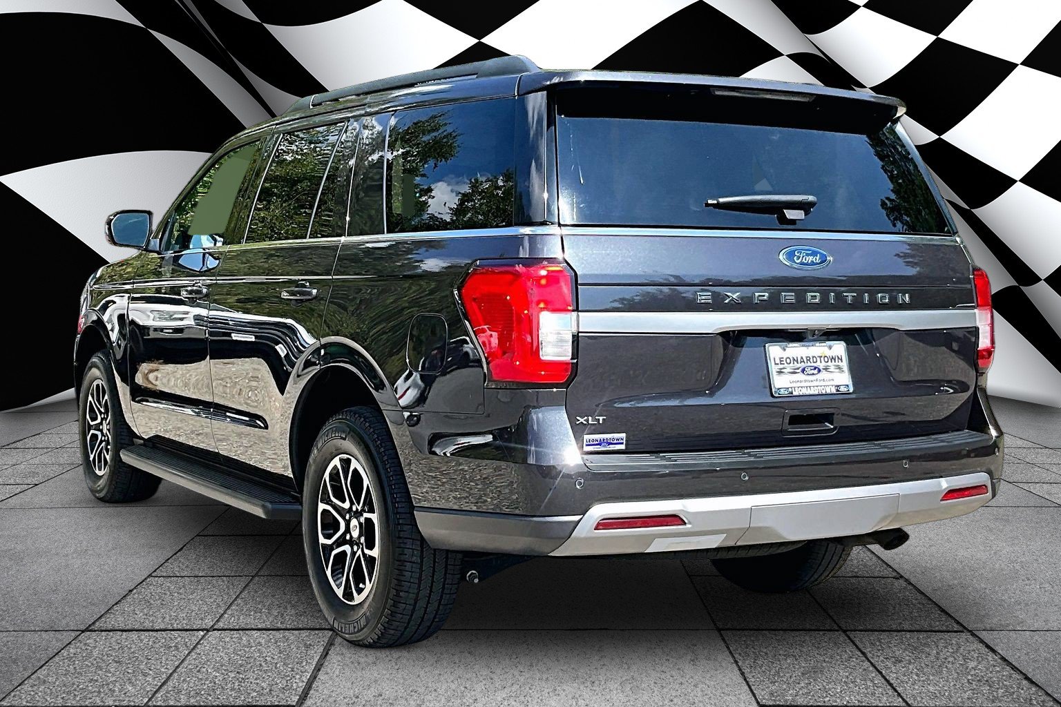 Certified 2024 Ford Expedition XLT AWD/4WD image 12