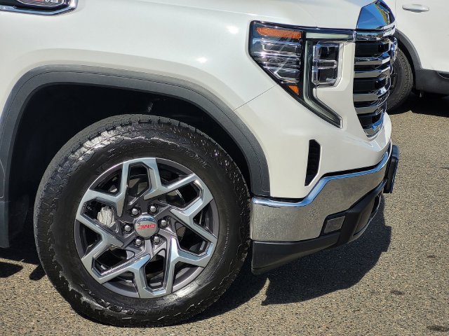 Used 2023 GMC Sierra 1500 SLT w/ SLT Premium Package AWD/4WD image 6