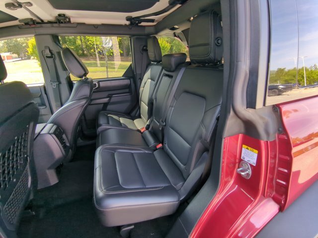 Certified 2025 Ford Bronco Badlands AWD/4WD image 30