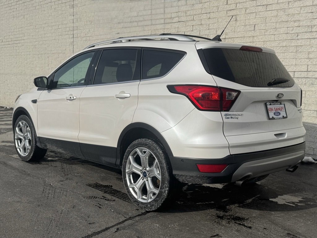 Certified 2019 Ford Escape Titanium image 5