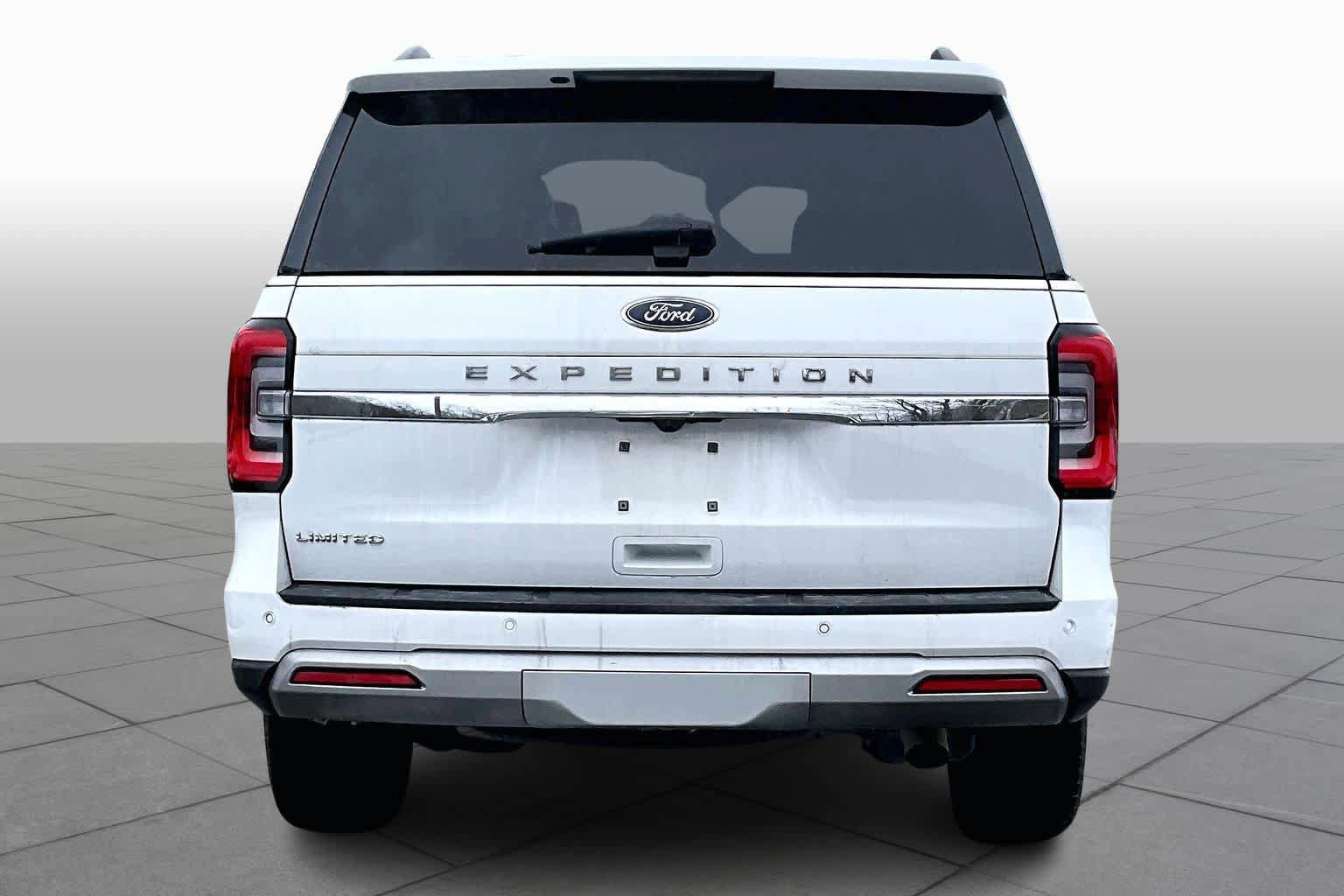 Certified 2024 Ford Expedition Limited AWD/4WD image 5