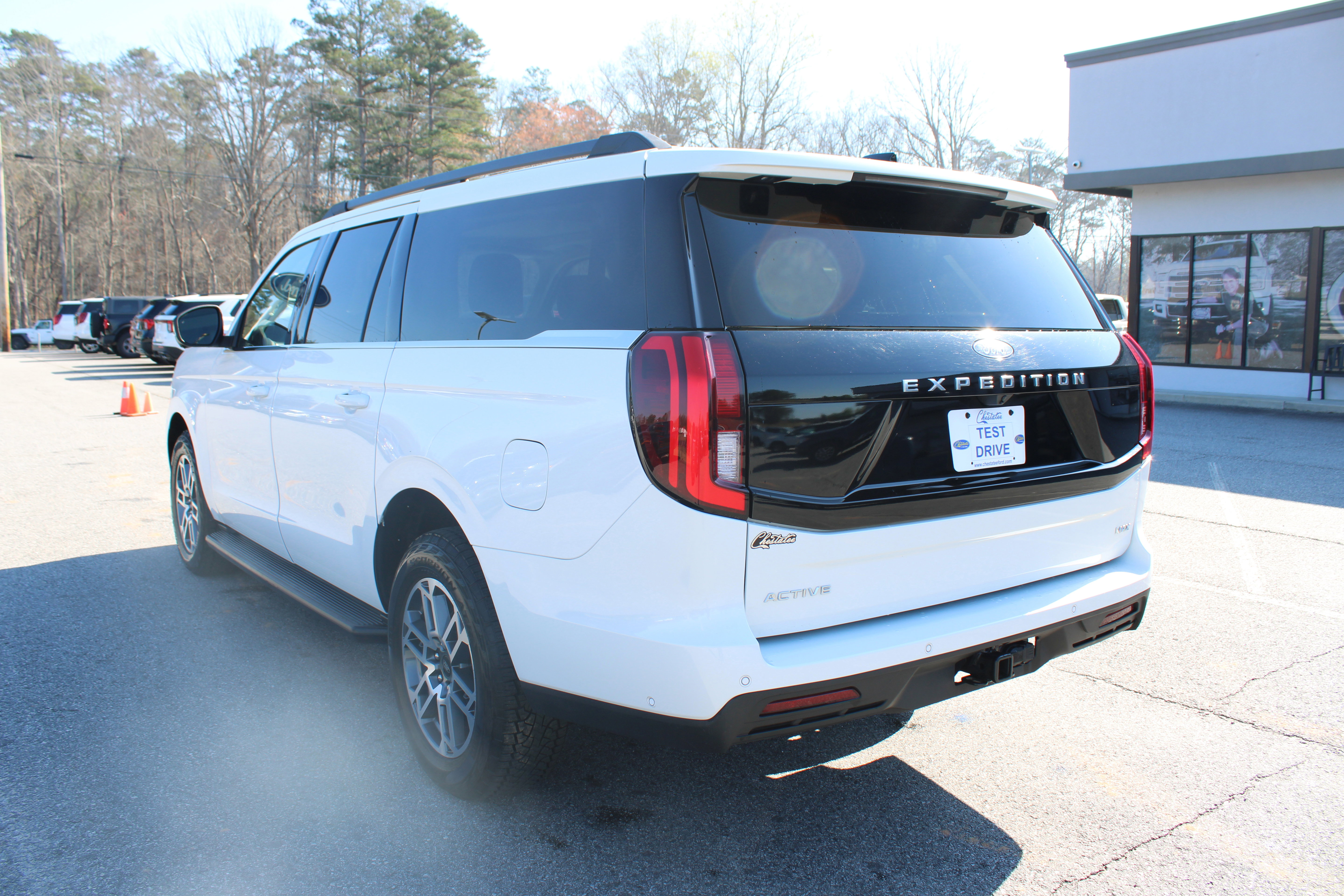 Certified 2025 Ford Expedition Max Active AWD/4WD image 8