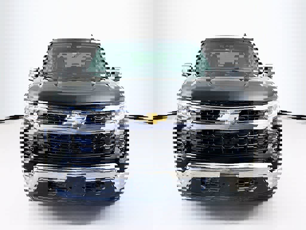 Used 2025 Chevrolet Silverado 1500 LT image 6