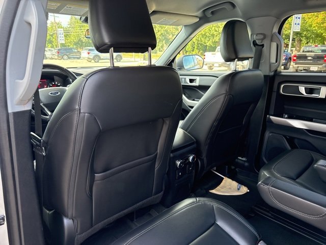 Certified 2022 Ford Explorer XLT w/ Equipment Group 202A image 21