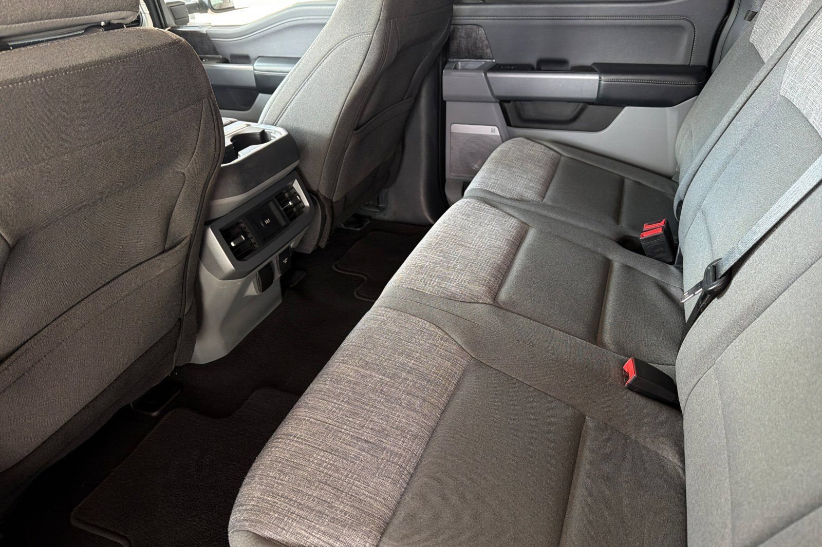 Certified 2024 Ford F250 XLT w/ XLT Premium Package AWD/4WD image 11