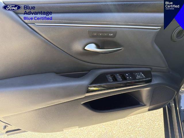 Used 2023 Lexus ES 300h w/ Premium Package FWD image 14