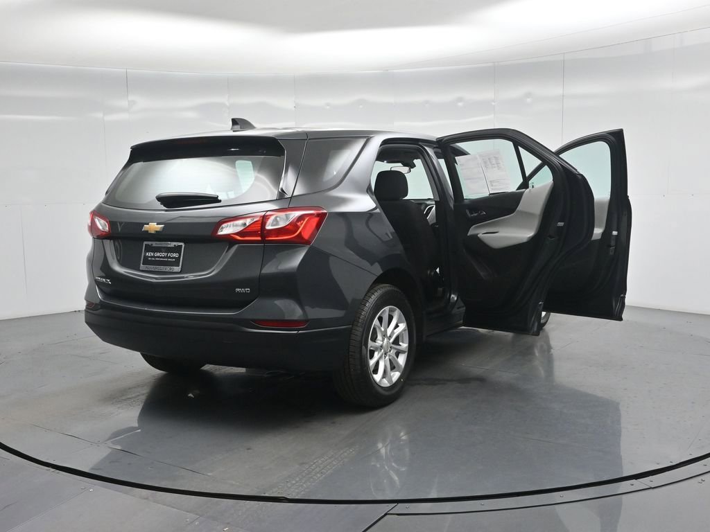 Used 2019 Chevrolet Equinox LS AWD/4WD image 5