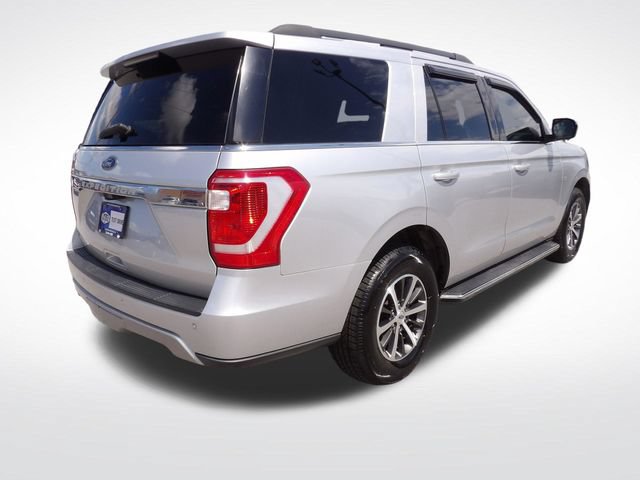 Certified 2018 Ford Expedition XLT w/ Equipment Group 202A RWD image 11