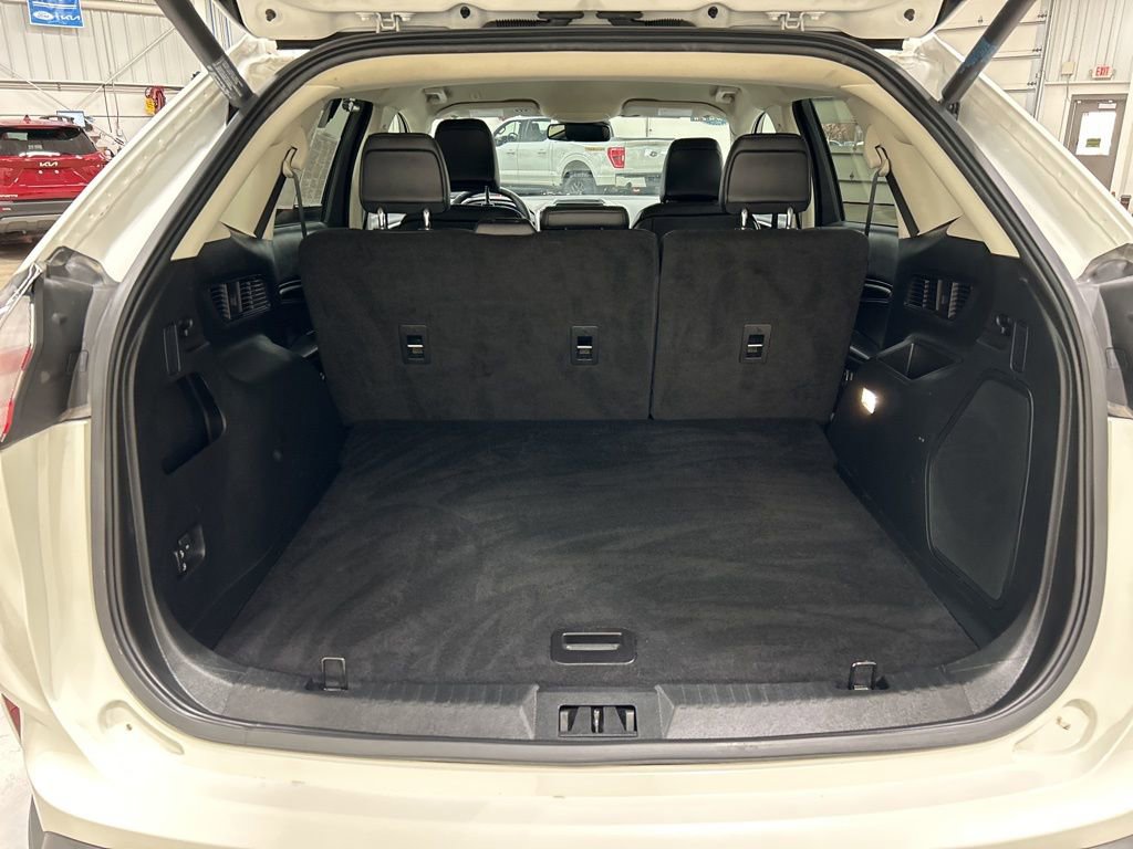 Certified 2022 Ford Edge Titanium image 30