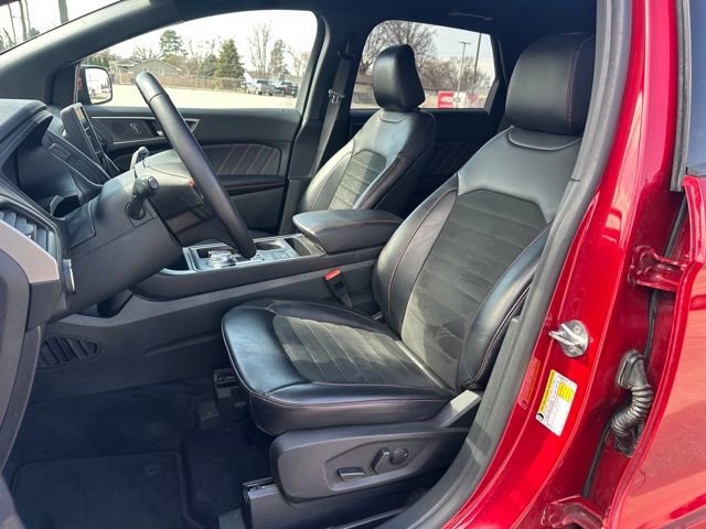 Certified 2023 Ford Edge ST-Line image 15