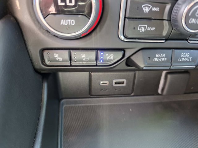 Used 2023 Chevrolet Tahoe Premier RWD image 18