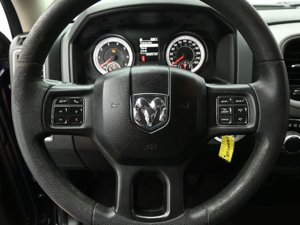 Used 2018 RAM 1500 Express image 38