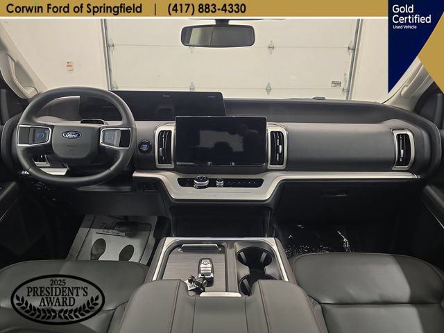 Certified 2025 Ford Expedition Active AWD/4WD image 15