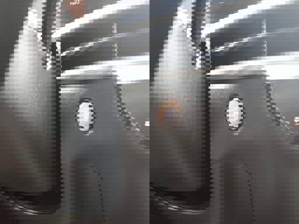 Used 2024 Kia Sorento SX image 25