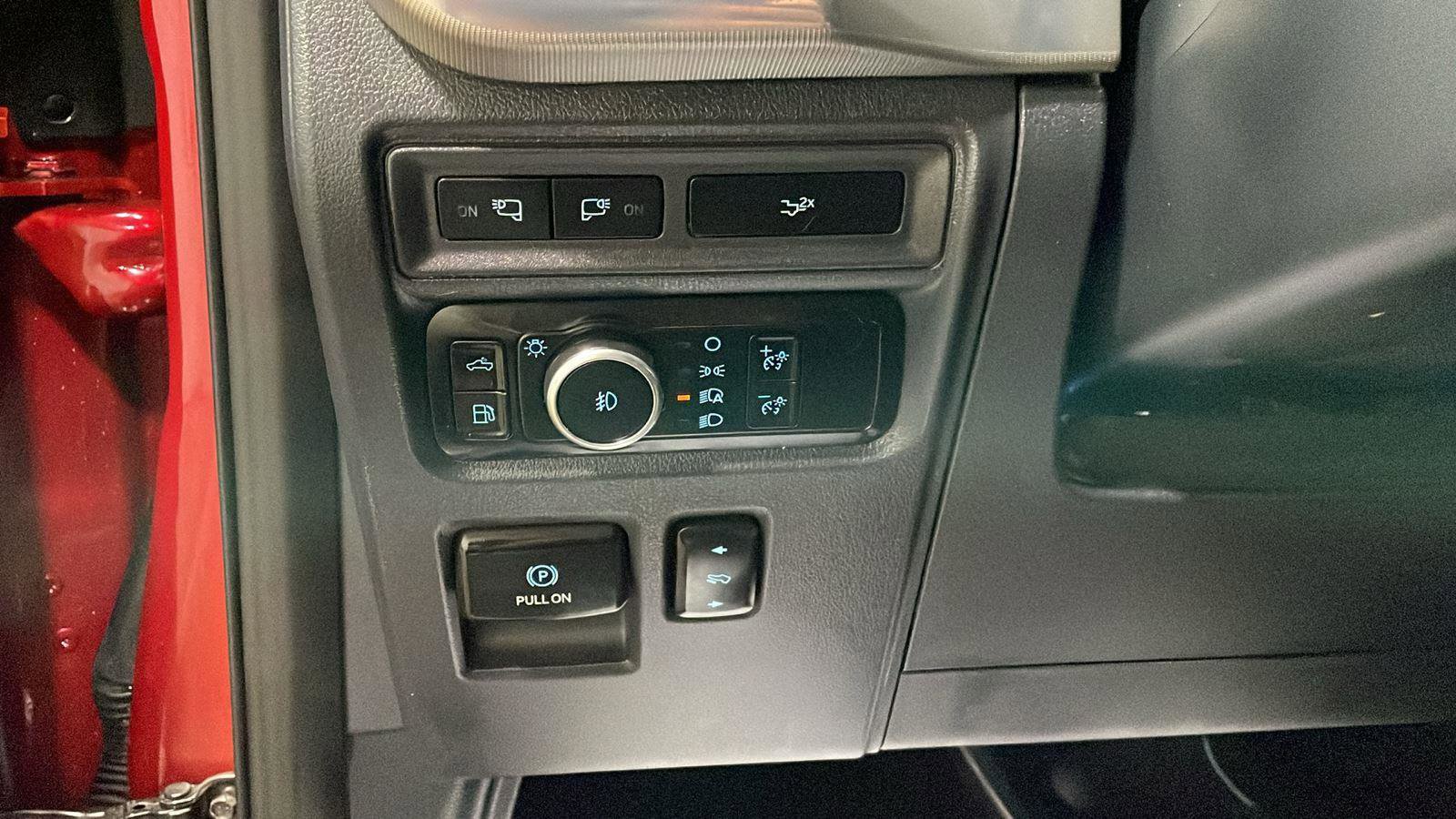 Certified 2024 Ford F150 Lariat w/ Equipment Group 502A High image 16