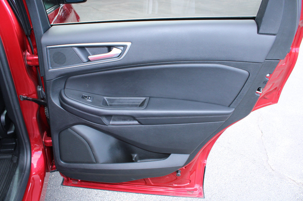 Certified 2024 Ford Edge SEL AWD/4WD image 20