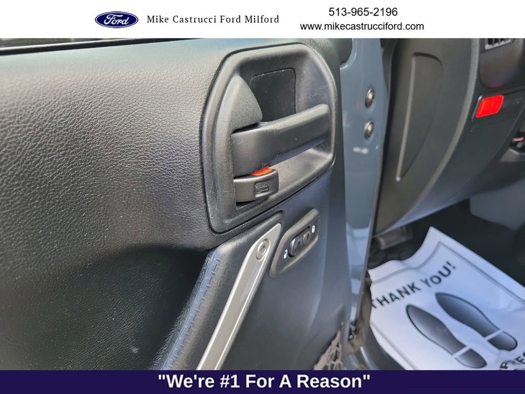 Used 2017 Jeep Wrangler Unlimited Rubicon AWD/4WD image 24