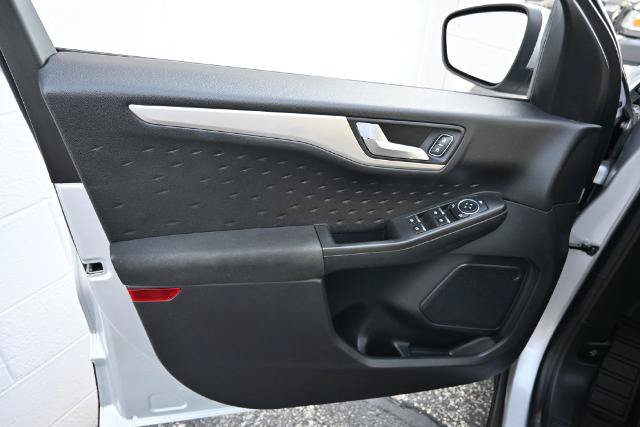 Certified 2020 Ford Escape SE FWD image 20