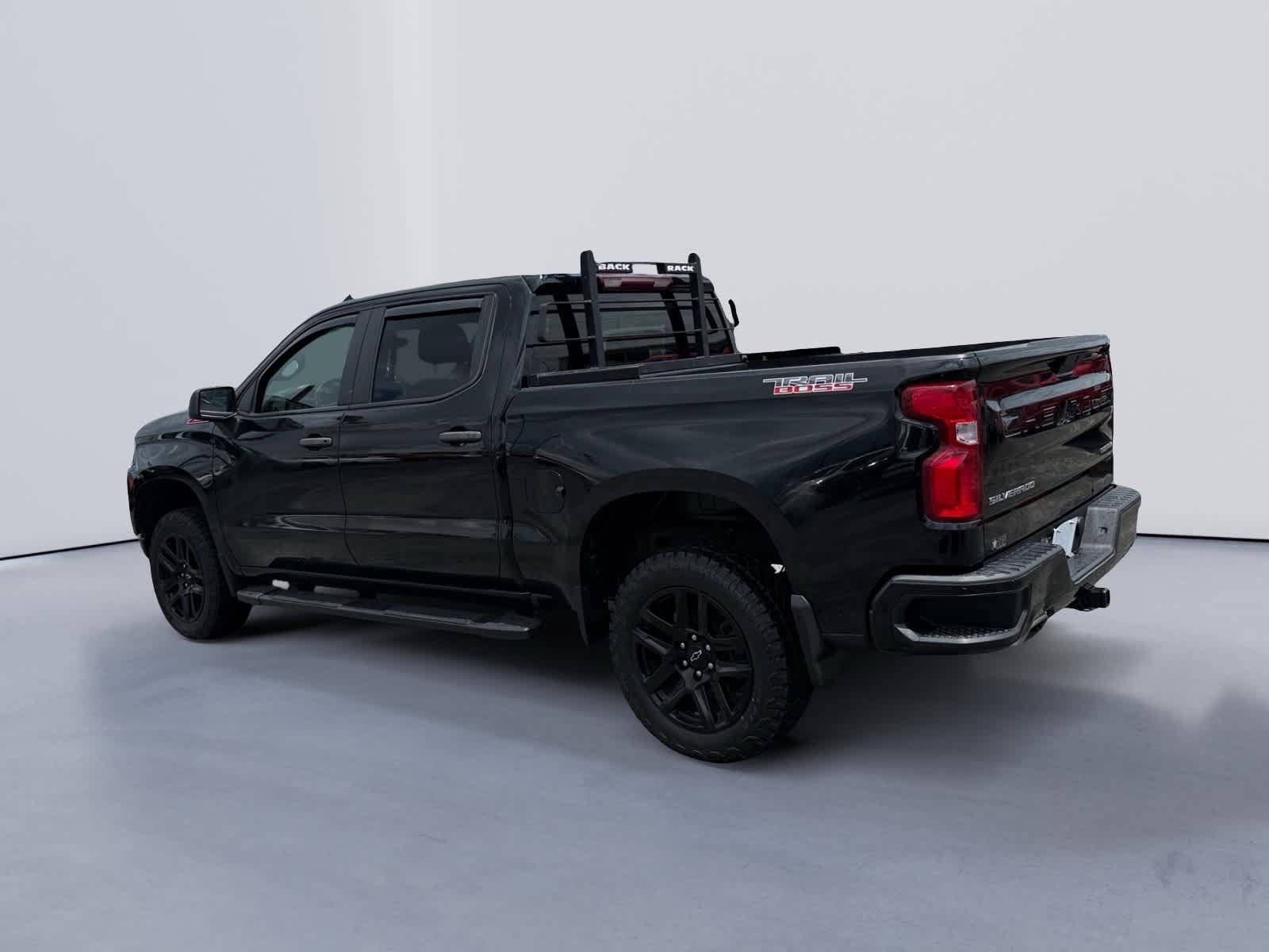 Used 2021 Chevrolet Silverado 1500 Custom Trail Boss w/ Safety Confidence Package AWD/4WD image 3