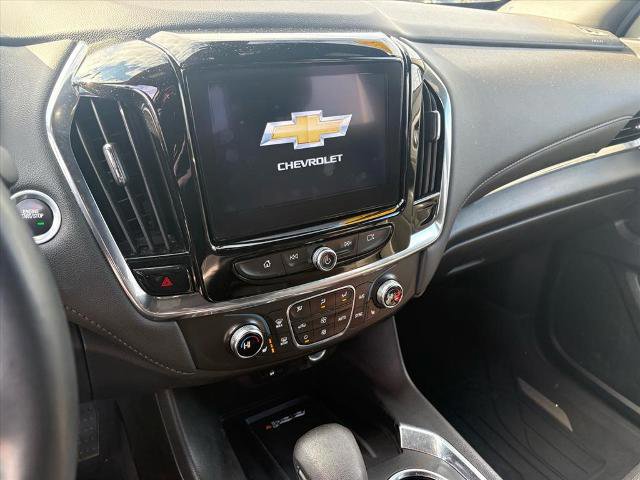 Used 2023 Chevrolet Traverse LT image 13