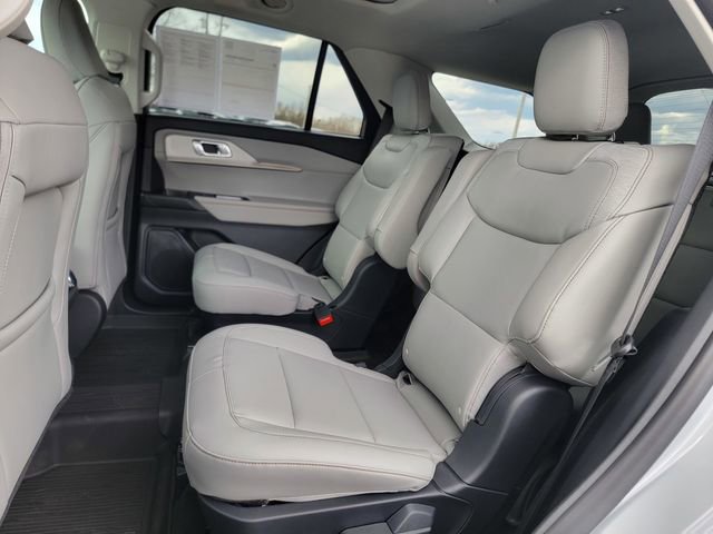 Certified 2026 Ford Explorer Active w/ Active Comfort Package image 21
