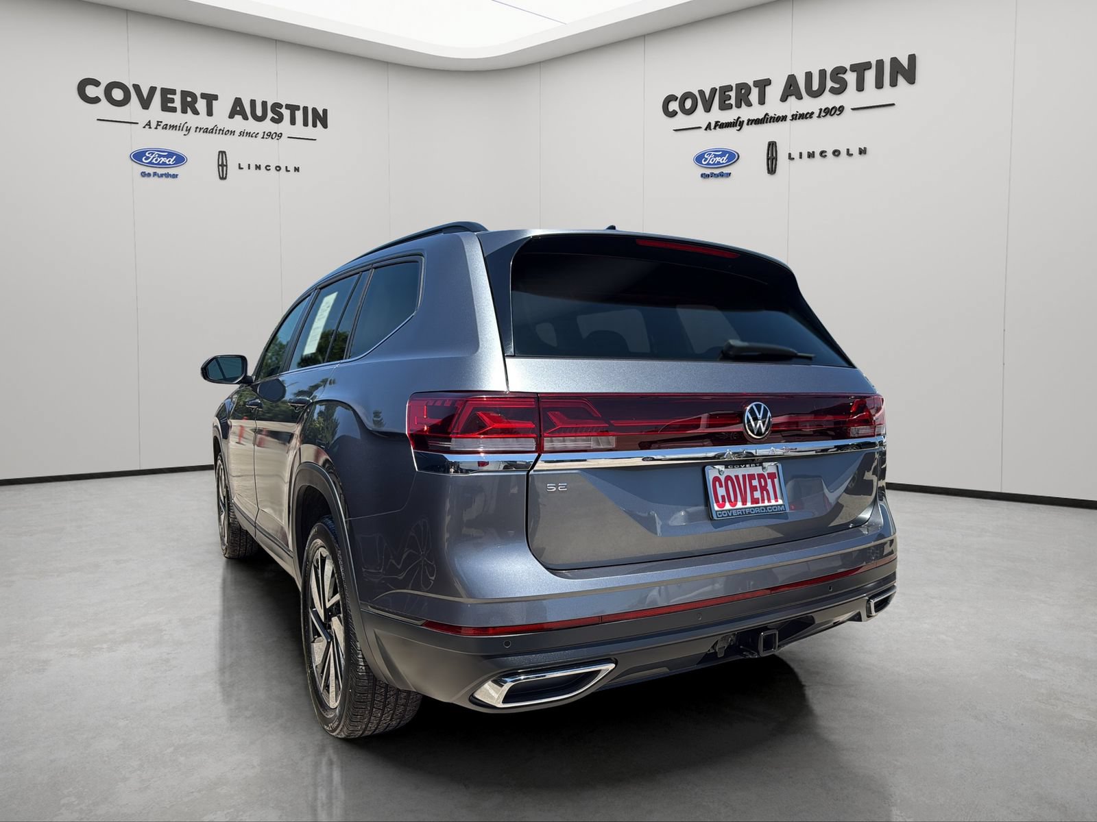 Used 2024 Volkswagen Atlas SE FWD image 4